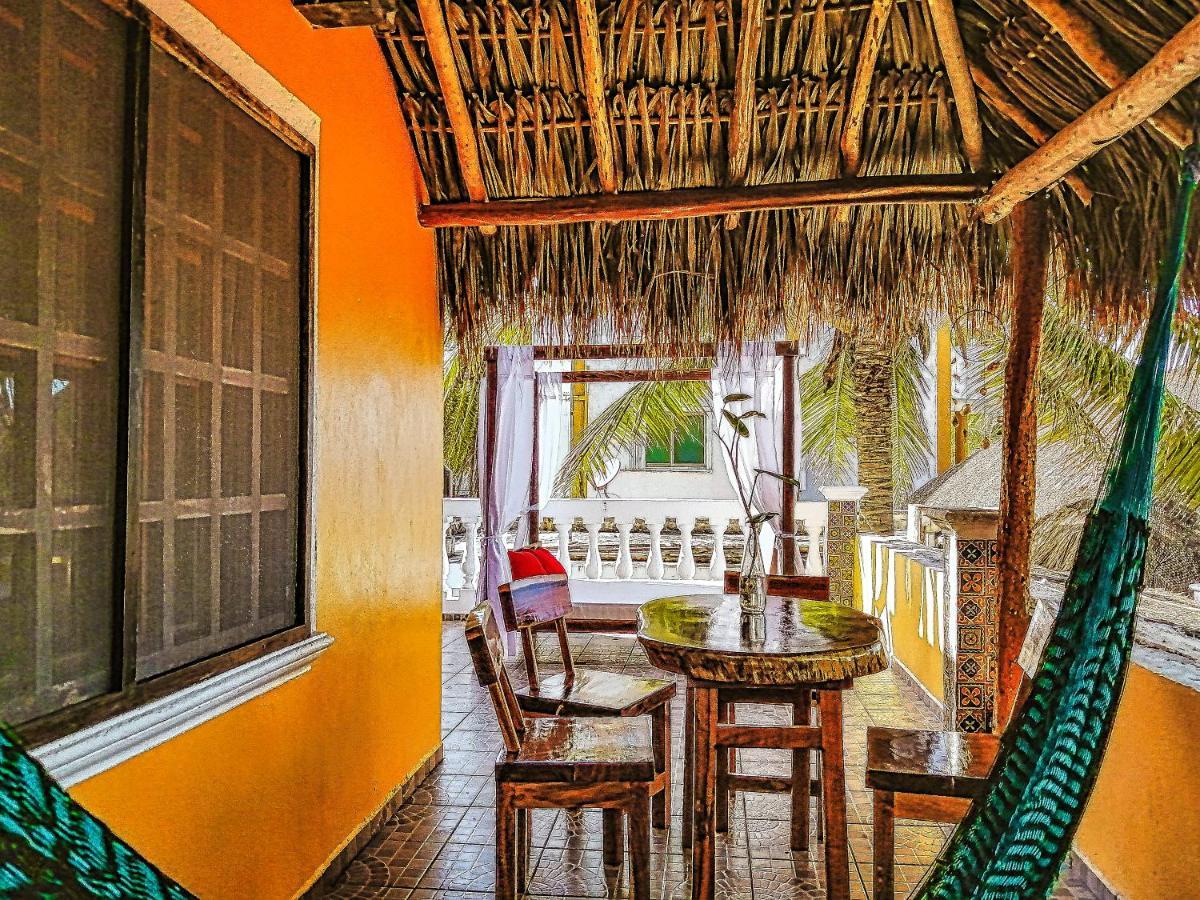 Beachfront Apartment Hacienda DЕл Куйо Екстериор снимка